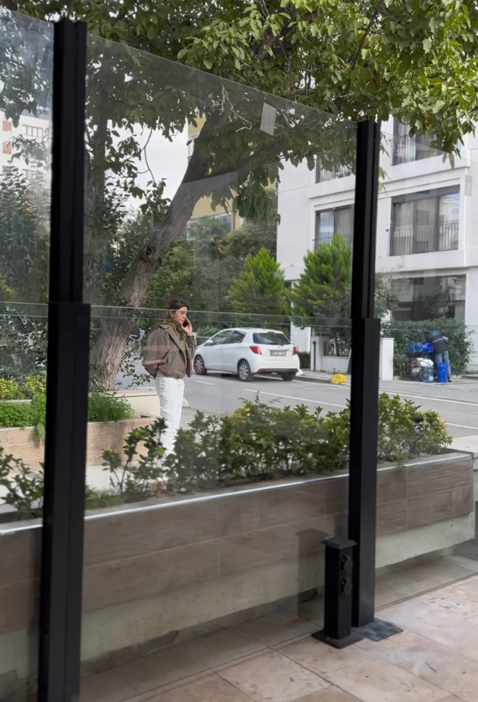rüzgar kirici cam küpeşte